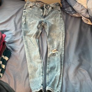 Cute and stylish skinny jeans!